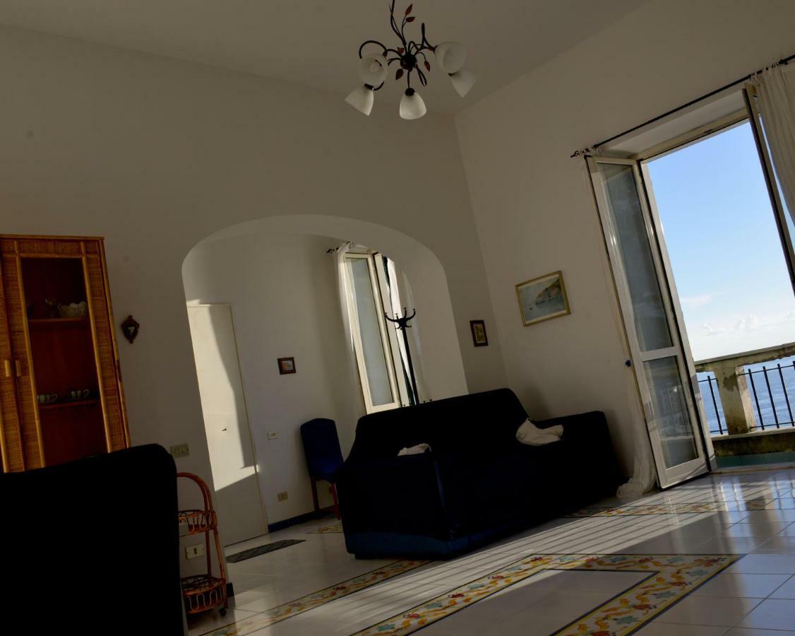 Casa Della Luna *